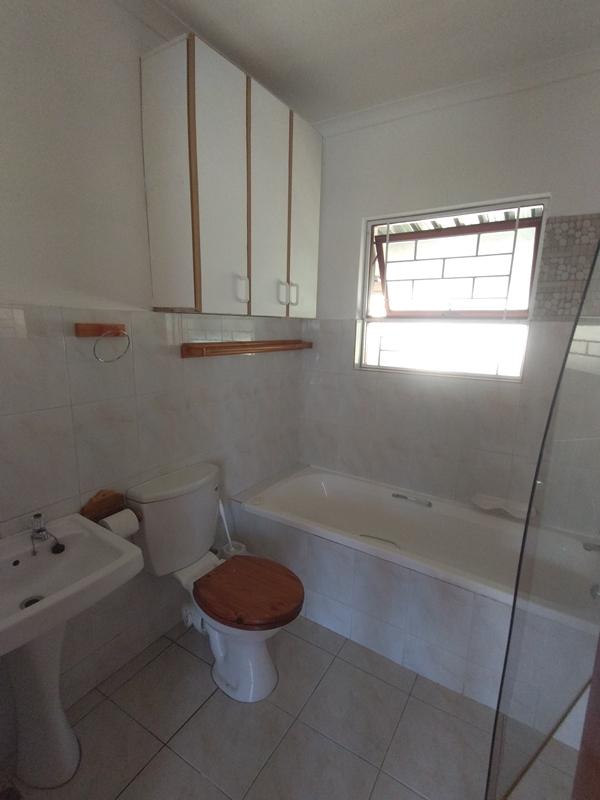 To Let 3 Bedroom Property for Rent in Twin Palms Western Cape
